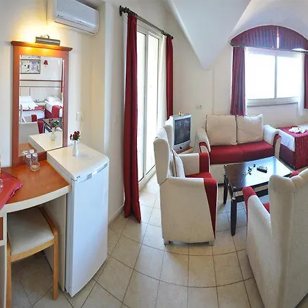 Calipso Hotel 4*